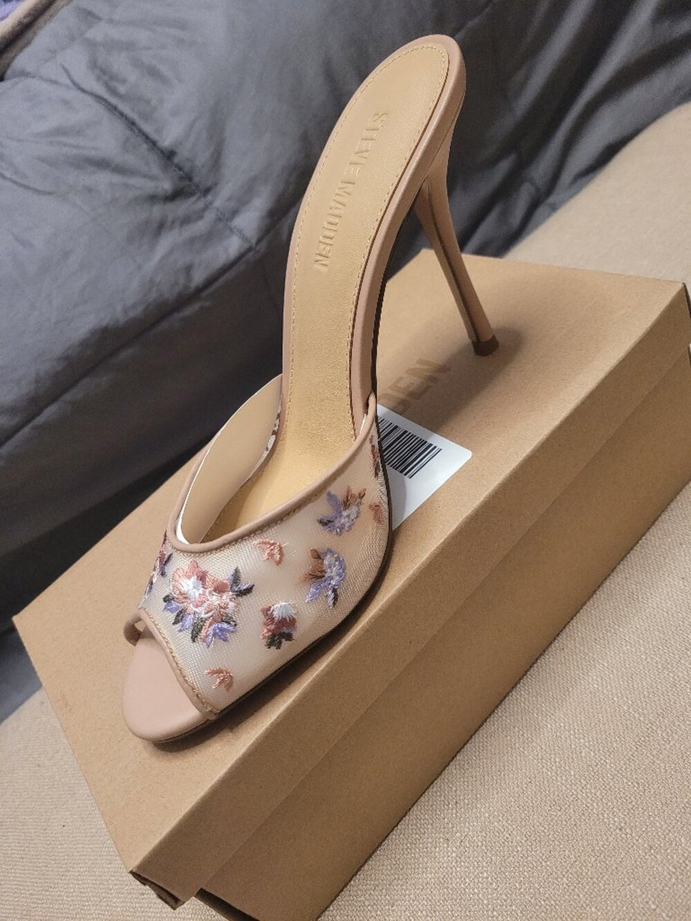 Steve Madden floral mule